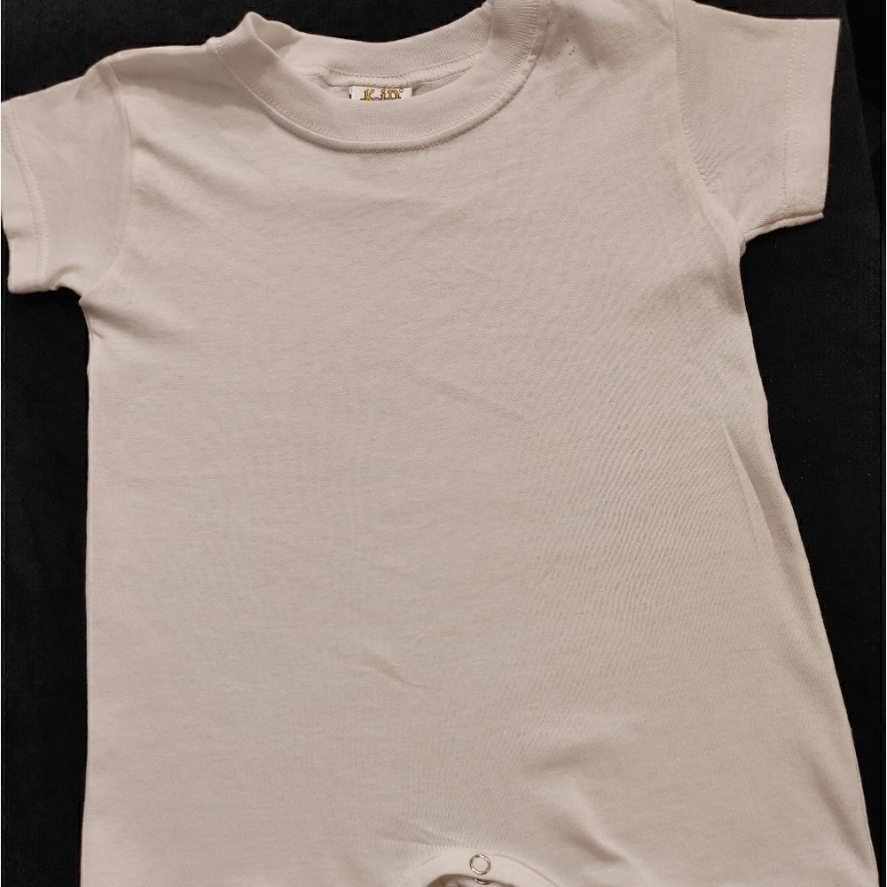 KID TEES WHITE 18 MONTH ONESIE